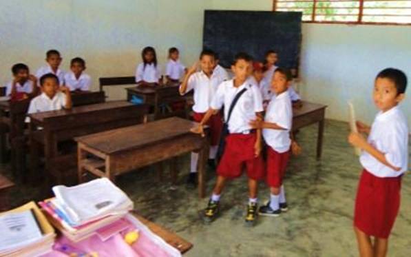 DSC02791 primary school boys.jpg