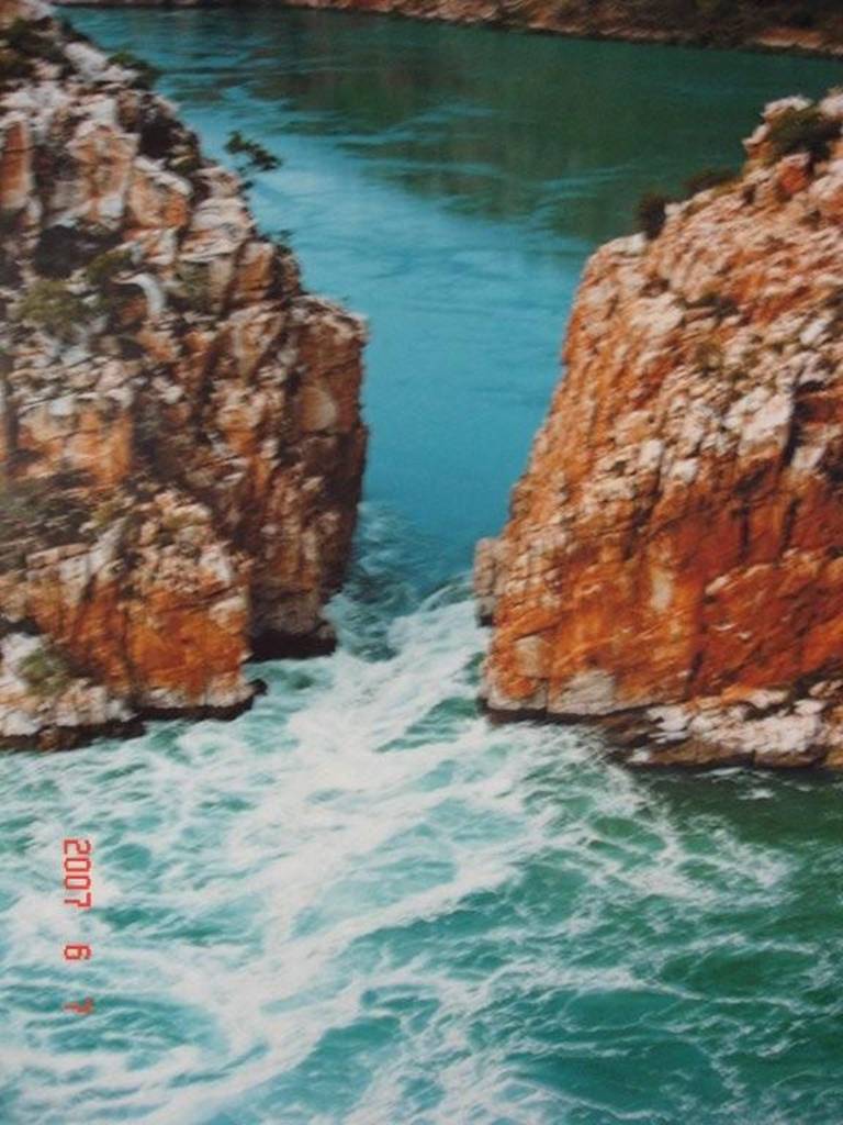 010.jpg