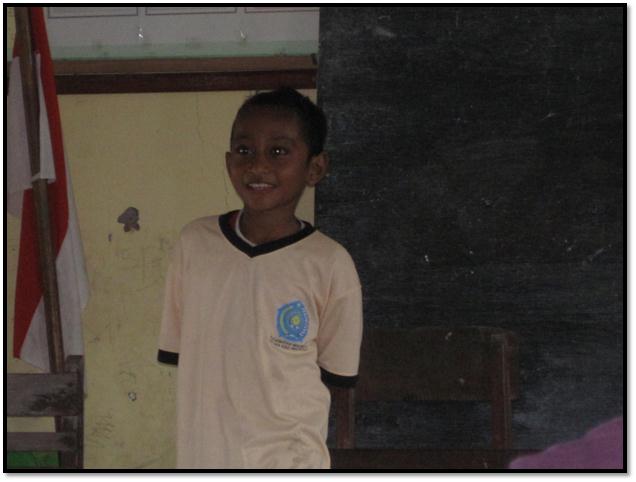 Description: C:\Users\Cheryl\Desktop\Indonesia\Flores Island\Mausambi School & BBQ\IMG_4066.JPG