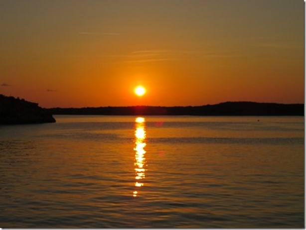 visasmallPerfect sunset in perfect calm, Staniel Caydavid