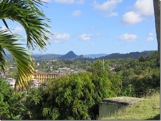 visasmallView over Baracoa, looking north eastdavid