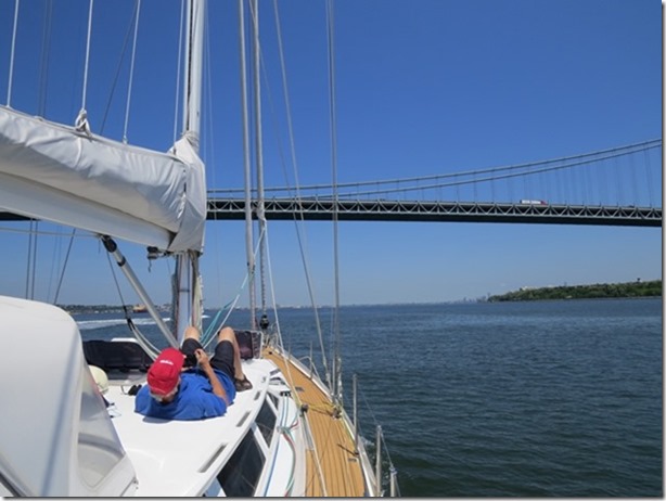 visasmallApproaching the Verrazano-Narrows Bridge on the way into New Yorkdavid