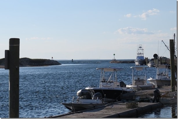 visasmallThe entrance to Menemsha's harbourdavid