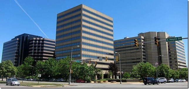Office_buildings_in_Pentagon_City