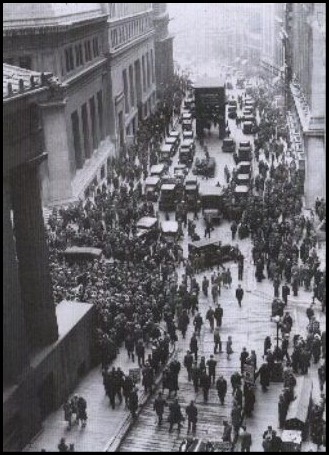 Crowd_outside_nyse_1929_crash