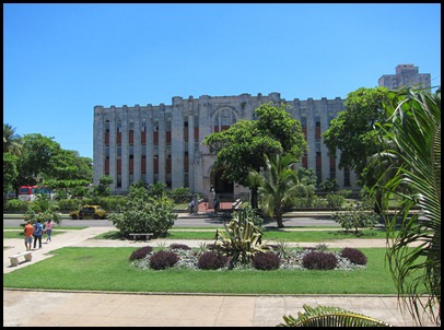 BB Cuba Bus and Fort 030