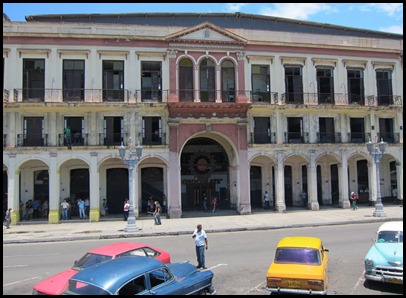 BB Cuba Bus and Fort 066