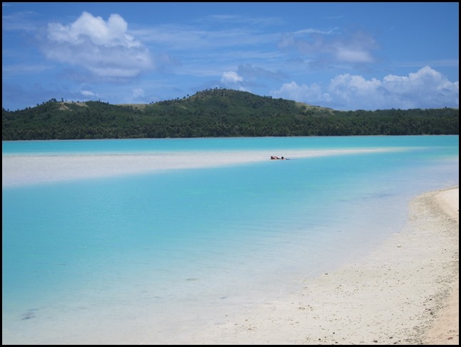 BB Aitutaki Car Day 038