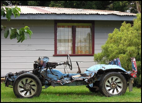 2 Car in Use CP Nukualofa Car 014