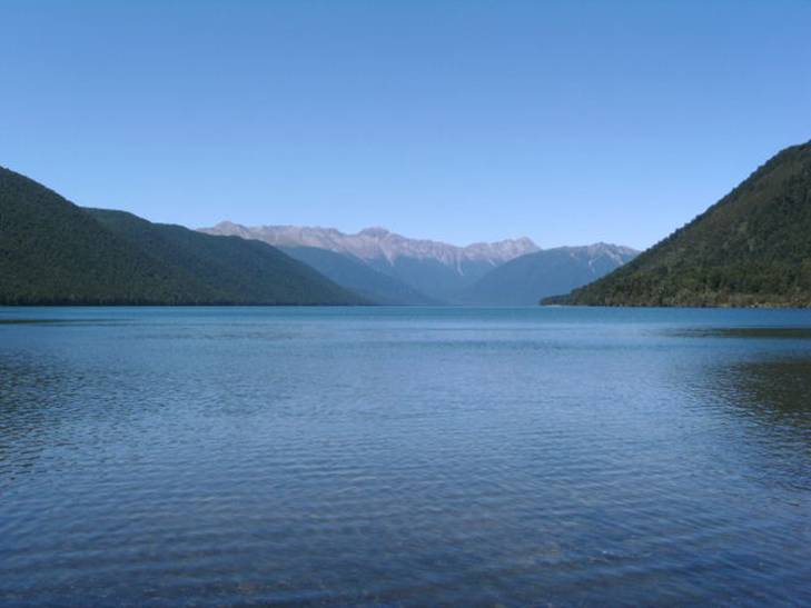 J Rotorua Lake 30.JPG