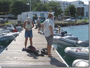 m_Shorts change Prickly Bay