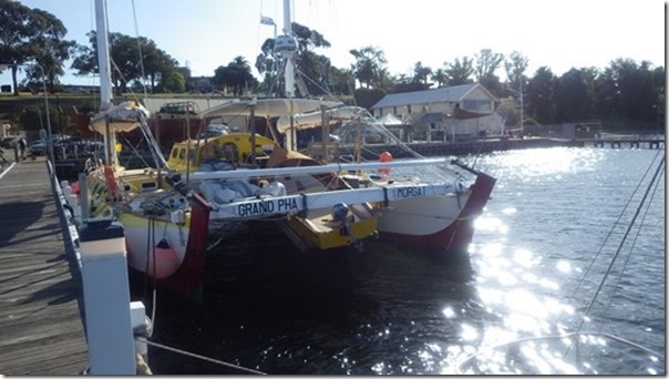 m_Amarrage au ponton du Geelong West Beach Boat Club