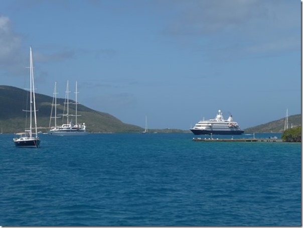 m_Competing Cruise Liners 19-03-2015 10-24-56