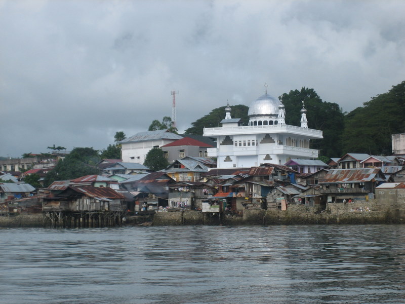 Ambon - the good and the bad