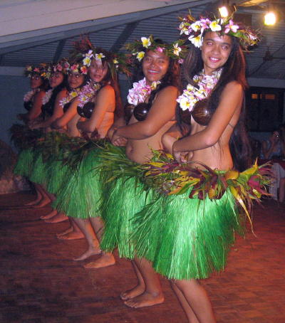 Dancing in Rarotonga