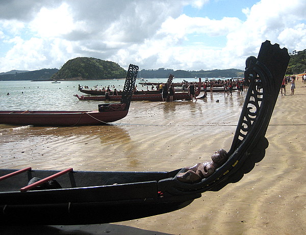 Maouri canoes