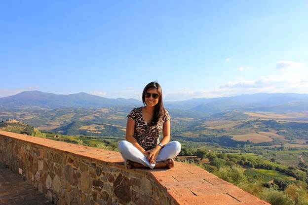 m_04 Louise at Poggio di Sotto.jpg