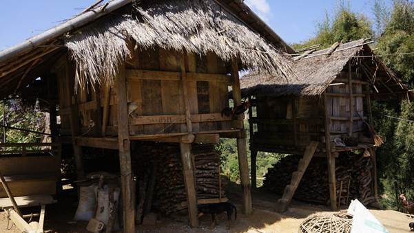 m_62 thatched huts.jpg