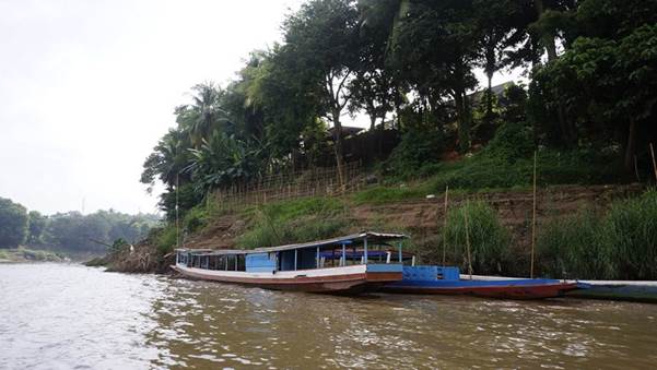 m_67 Mekong's boats.jpg