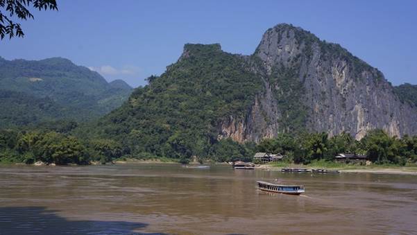 m_80 Mekong River & Mountains.jpg