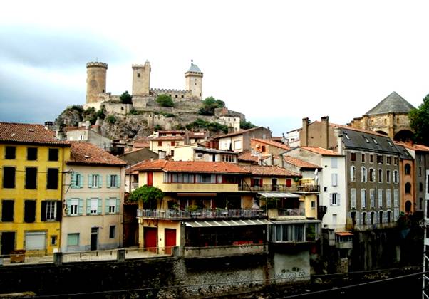 DSC03637 Foix Castle and town.jpg