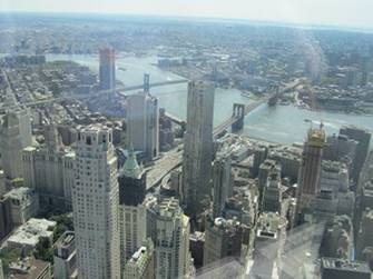 m_Brooklyn Bridge East River