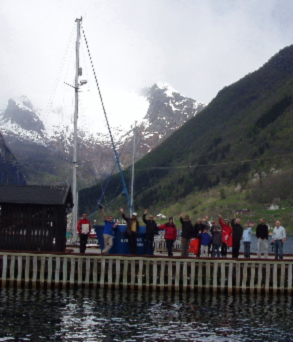 Avgang / Depart Balestrand.