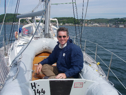 Nigel assembles the dinghy