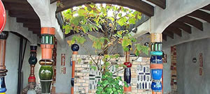 Hundertwasser Kawakawa toilet