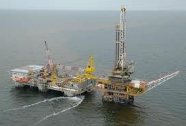 oil rigs.jpg