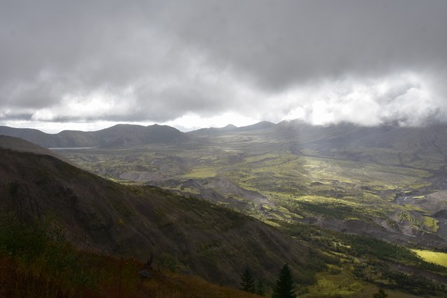 Mount St
          Helens National Volcanic Monument