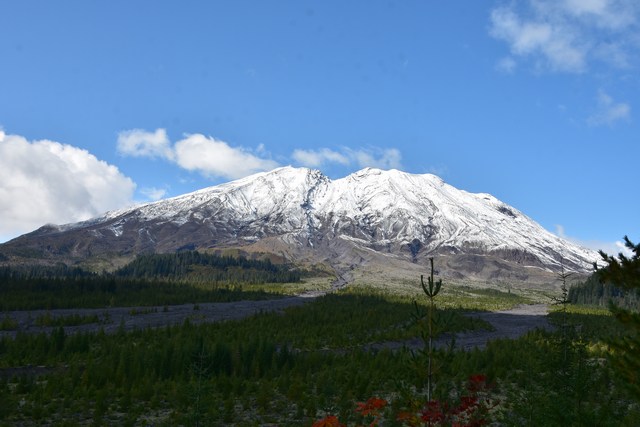 Mount St
          Helens National Volcanic Monument