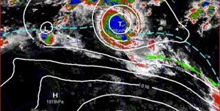 Tropical Cyclone Lusi is heading towards New Zealand, as seen in this satellite image. Photo / Japanese Meteorological agency.