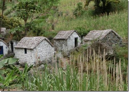 Traditional houses in Paul